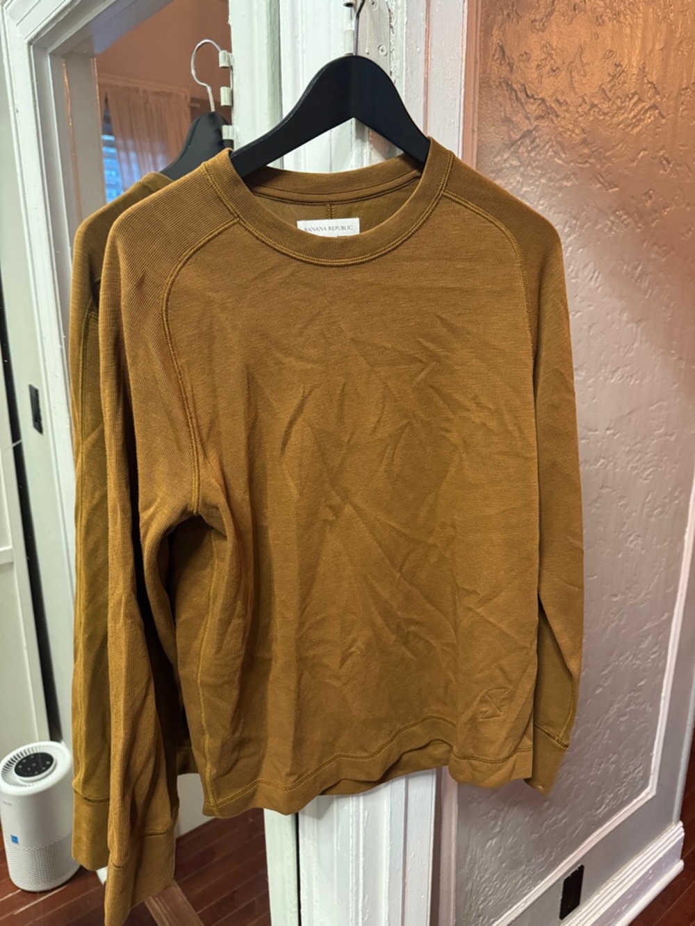 Banana Republic Mustard Raglan Crewneck Sweater